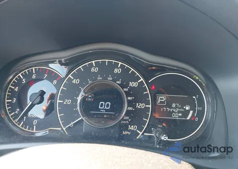 2016 Nissan Versa Note S (Sr)/S Plus/Sl/Sr/Sv z USA, uszkodzony, nr VIN 3N1CE2CP1GL372109